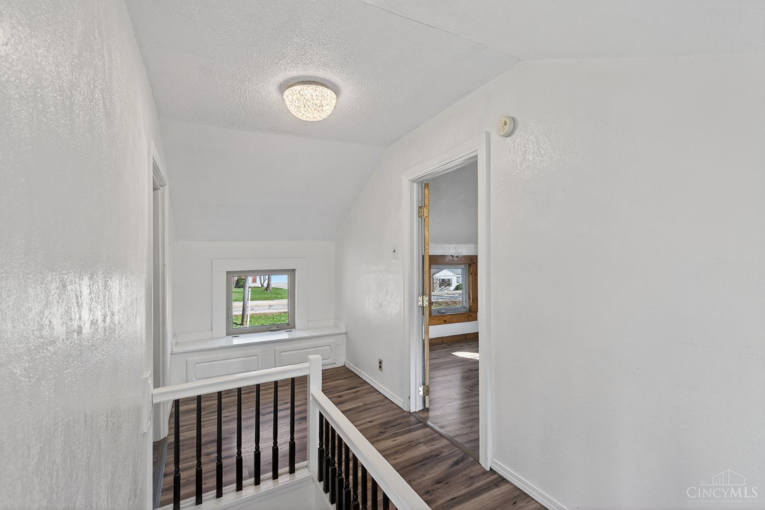 6823 Thompson Road Cincinnati, OH 45247 - Photo 31 of 53