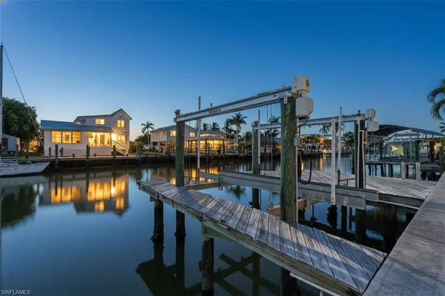 $1,299,000 | 566 Coconut Avenue, Goodland, FL 34140