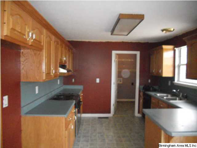 35 Cedar Trail Warrior, AL 35180 - Photo 3 of 17