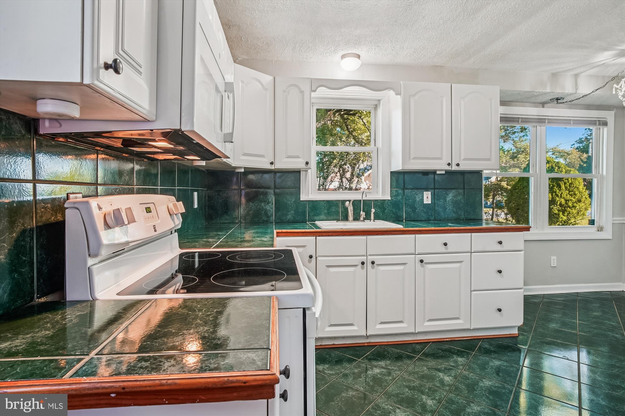 1870 Harbor Drive Chester, MD 21619 - Photo 11 of 34