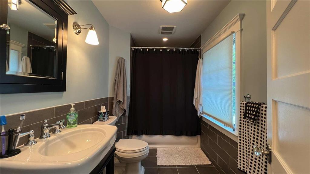 64 Ransom Avenue Sea Cliff, NY 11579 - Photo 29 of 35