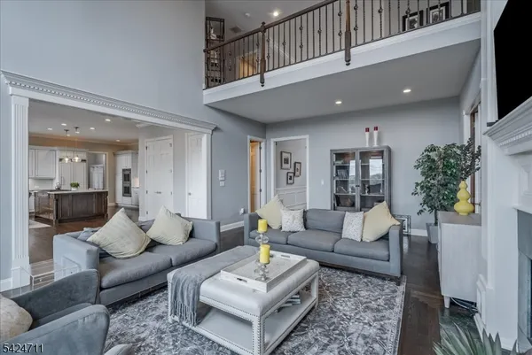 $1,825,000 | 12 Beacon Hill Drive, Chester, NJ 07930