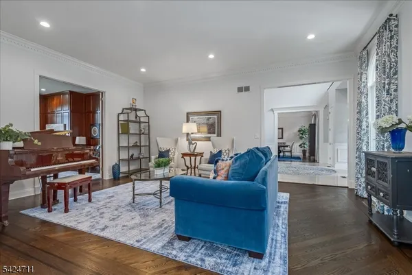 $1,825,000 | 12 Beacon Hill Drive, Chester, NJ 07930