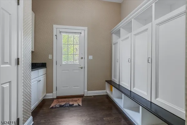 $1,825,000 | 12 Beacon Hill Drive, Chester, NJ 07930
