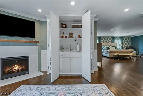$1,825,000 | 12 Beacon Hill Drive, Chester, NJ 07930