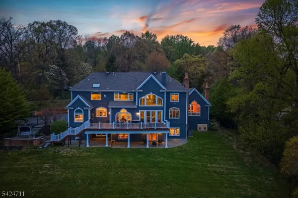 $1,825,000 | 12 Beacon Hill Drive, Chester, NJ 07930
