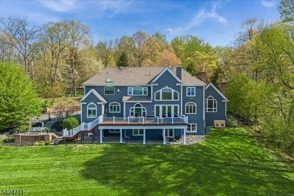 $1,825,000 | 12 Beacon Hill Drive, Chester, NJ 07930