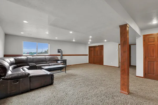 $849,999 | 20306 East Happy Trails Lane, Otis Orchards, WA 99027