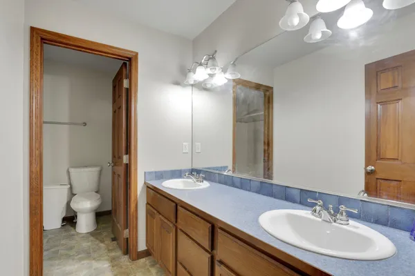 $849,999 | 20306 East Happy Trails Lane, Otis Orchards, WA 99027