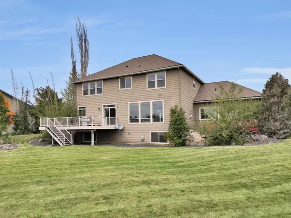 $849,999 | 20306 East Happy Trails Lane, Otis Orchards, WA 99027