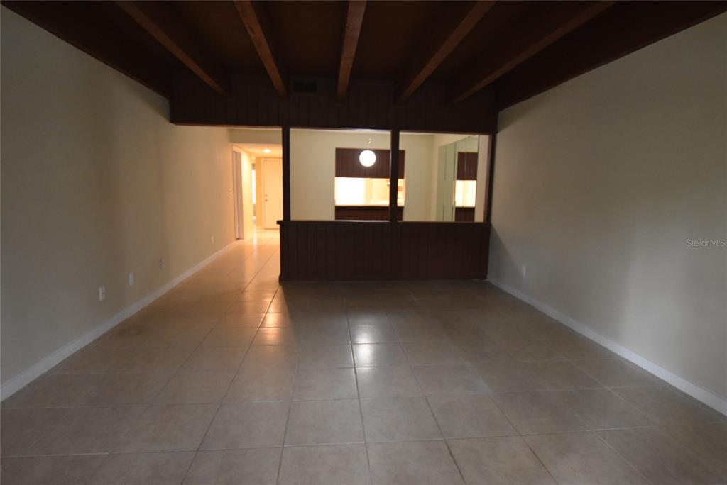 5323 Indian Creek Drive, Unit D Orlando, FL 32811 - Photo 12 of 23 a view of entryway