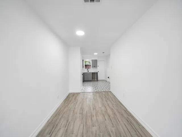 $1,345 | 1610 Crestdale Drive, Unit 3, Houston, TX 77080