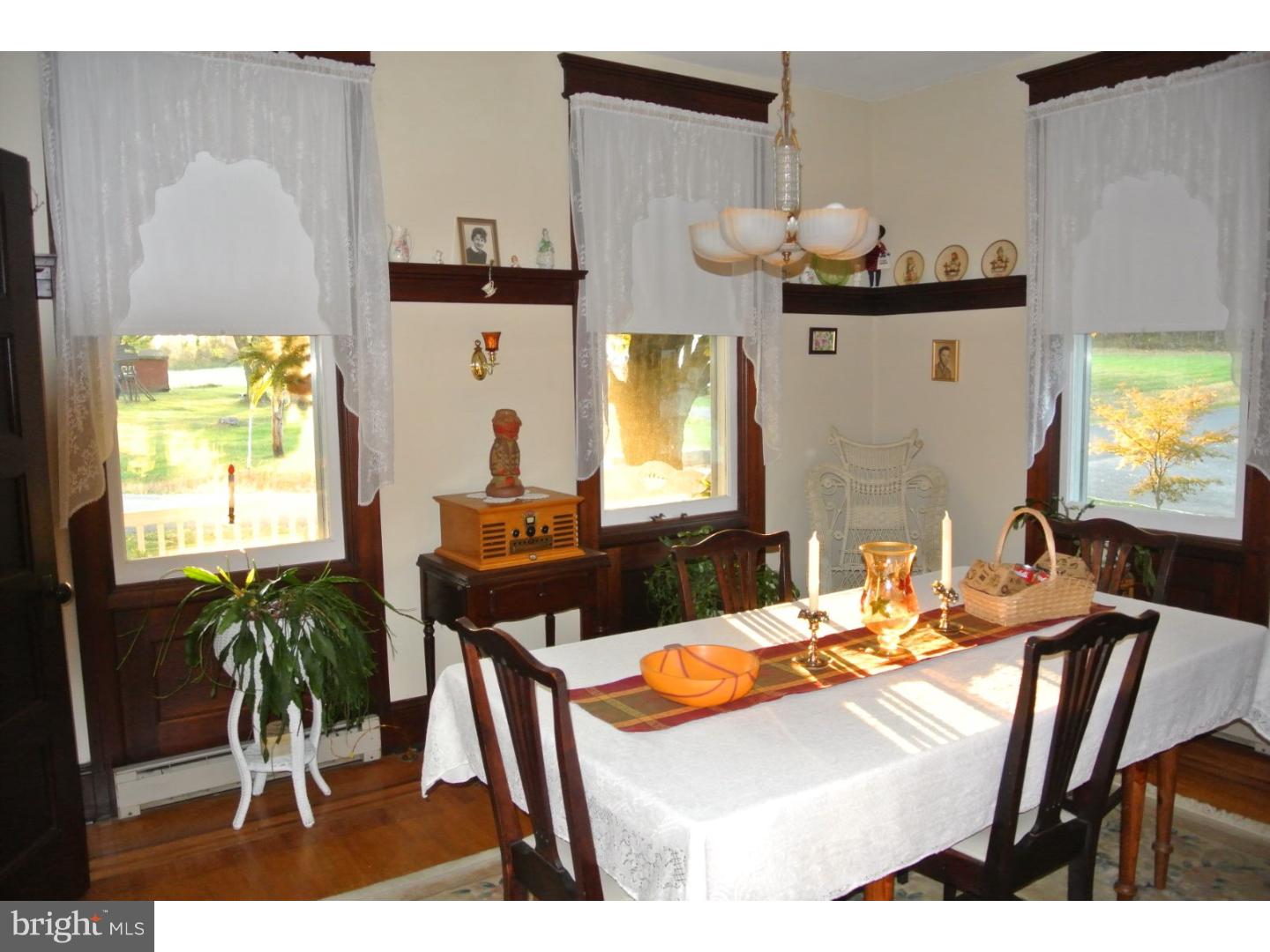 56 Ervin Road Pipersville, PA 18947 - Photo 12 of 20 Dining Room