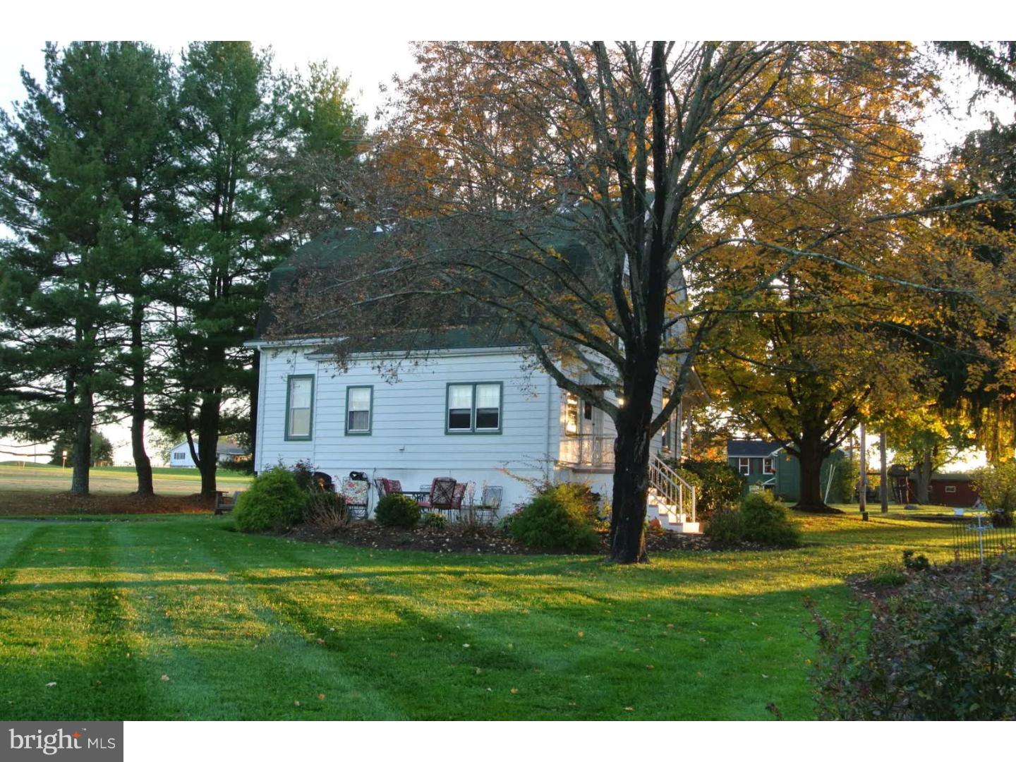 56 Ervin Road Pipersville, PA 18947 - Photo 4 of 20 Garage