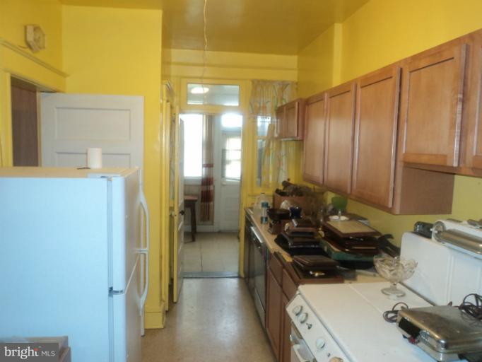 736 Rittenhouse Street Northwest Washington, DC 20011 - Photo 8 of 15 Kitchen
