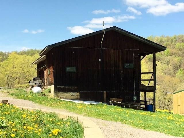 383 Camp Ground Road Confluence, PA 15424 - Photo 14 of 22 Barn