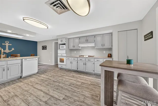 $500,000 | 17494 Hickory Lick Road, Wright City, MO 63390