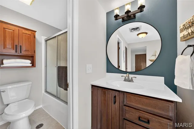 $500,000 | 17494 Hickory Lick Road, Wright City, MO 63390