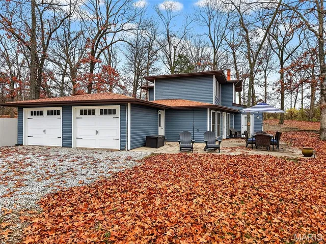 $500,000 | 17494 Hickory Lick Road, Wright City, MO 63390