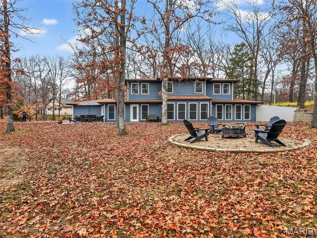 $500,000 | 17494 Hickory Lick Road, Wright City, MO 63390