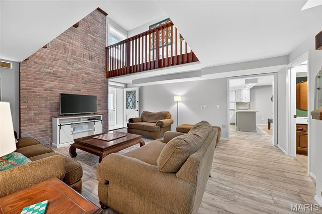 $500,000 | 17494 Hickory Lick Road, Wright City, MO 63390