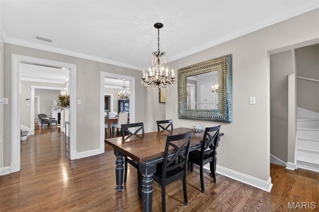 6 Ridgemoor Drive Clayton, MO 63105 - Photo 10 of 40