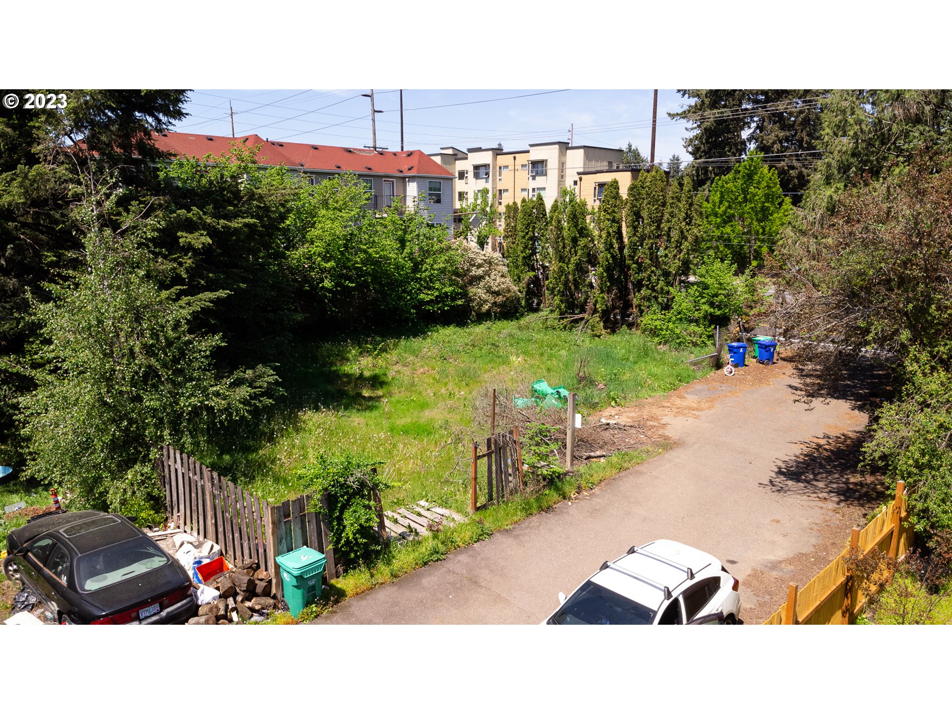 17310 East Burnside Street Portland, OR 97233 - Photo 2 of 3