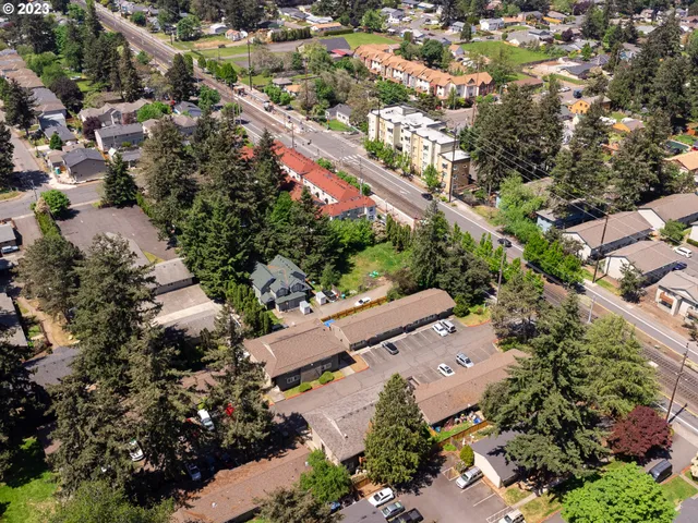 $349,900 | 17310 East Burnside Street, Portland, OR 97233