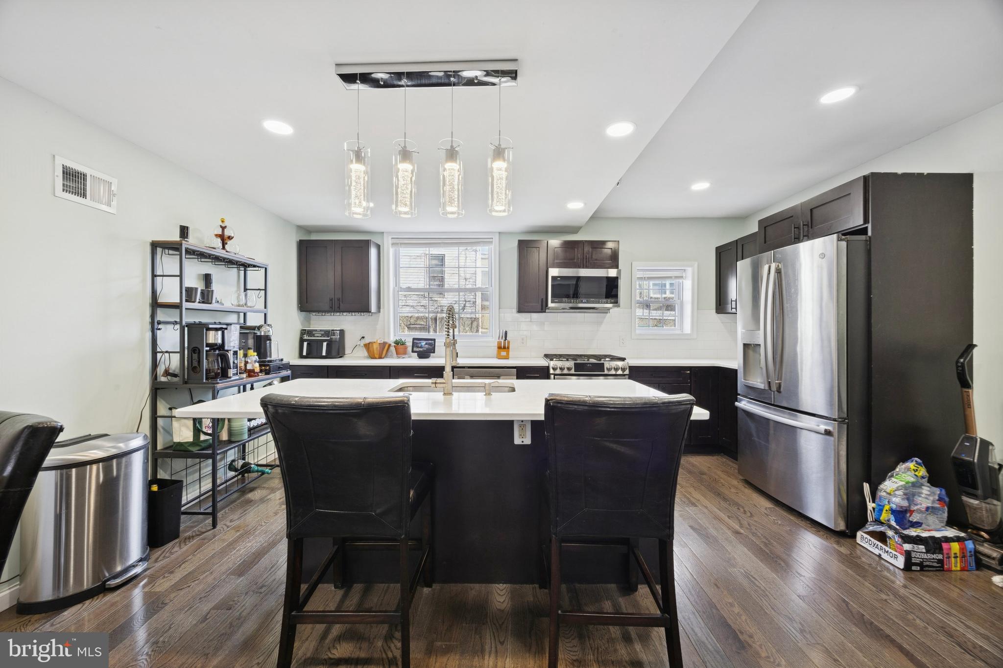 1607 South 28th Street Philadelphia, PA 19145 - Photo 7 of 24