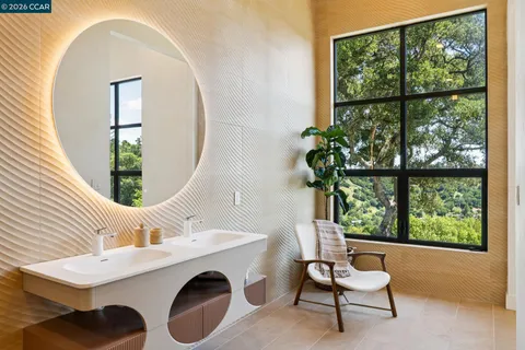 $3,988,000 | 205 Crestview Drive, Orinda, CA 94563