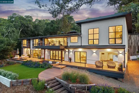 $3,988,000 | 205 Crestview Drive, Orinda, CA 94563