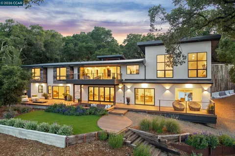 $3,988,000 | 205 Crestview Drive, Orinda, CA 94563