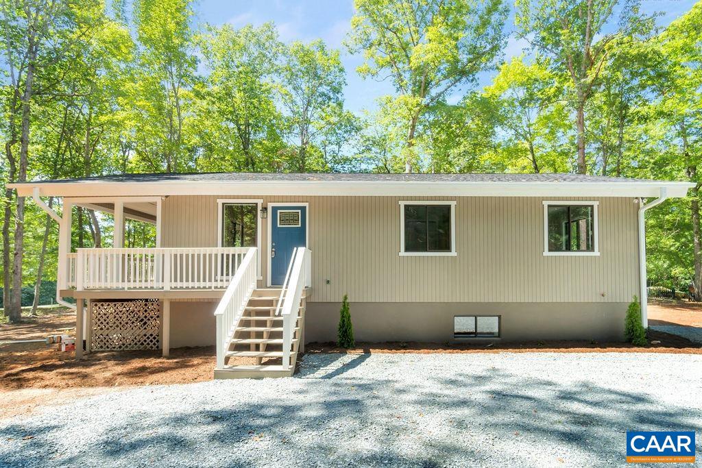 26 Dogleg Road Palmyra, VA 22963 - Photo 1 of 48