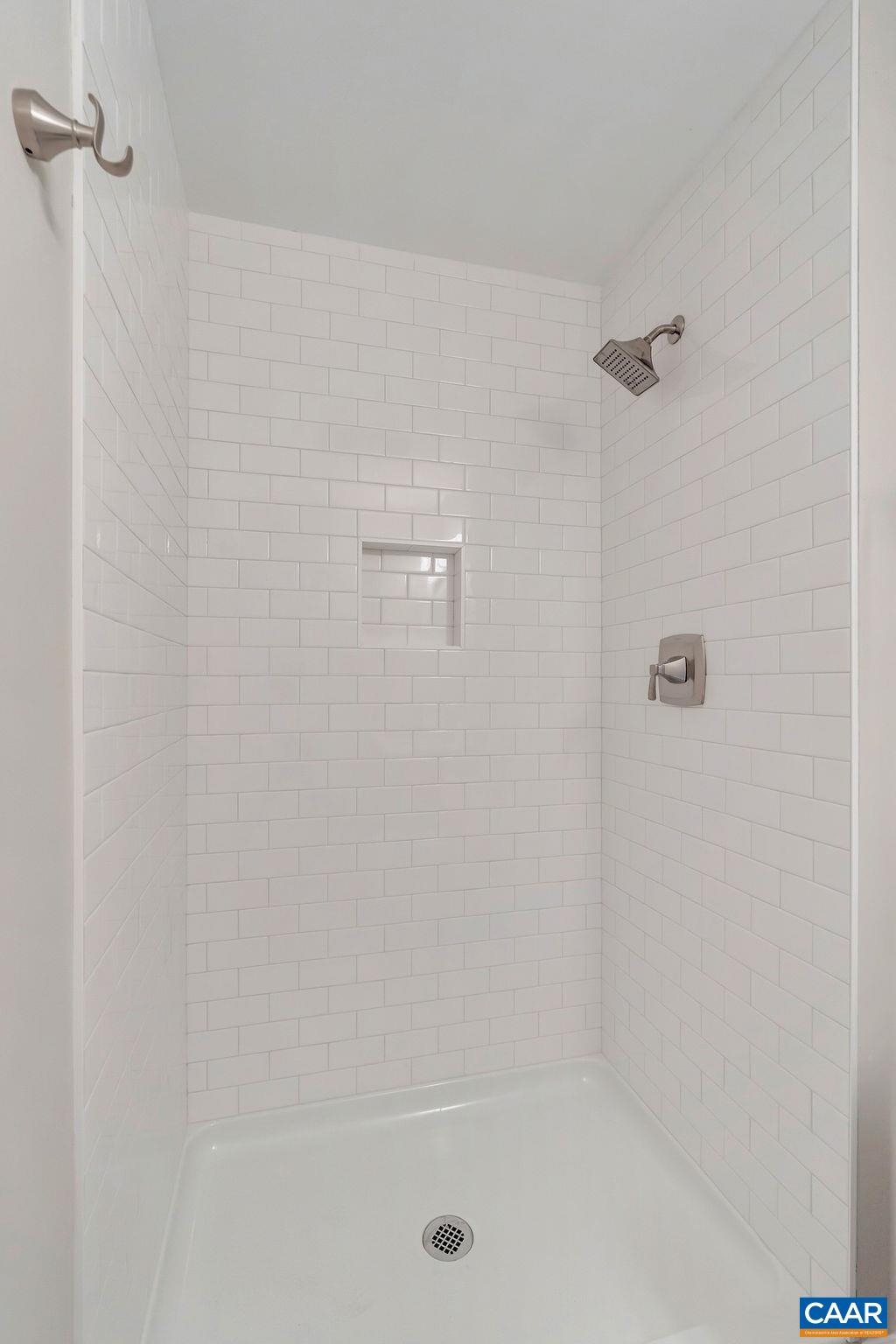 26 Dogleg Road Palmyra, VA 22963 - Photo 18 of 48 a bathroom with a shower