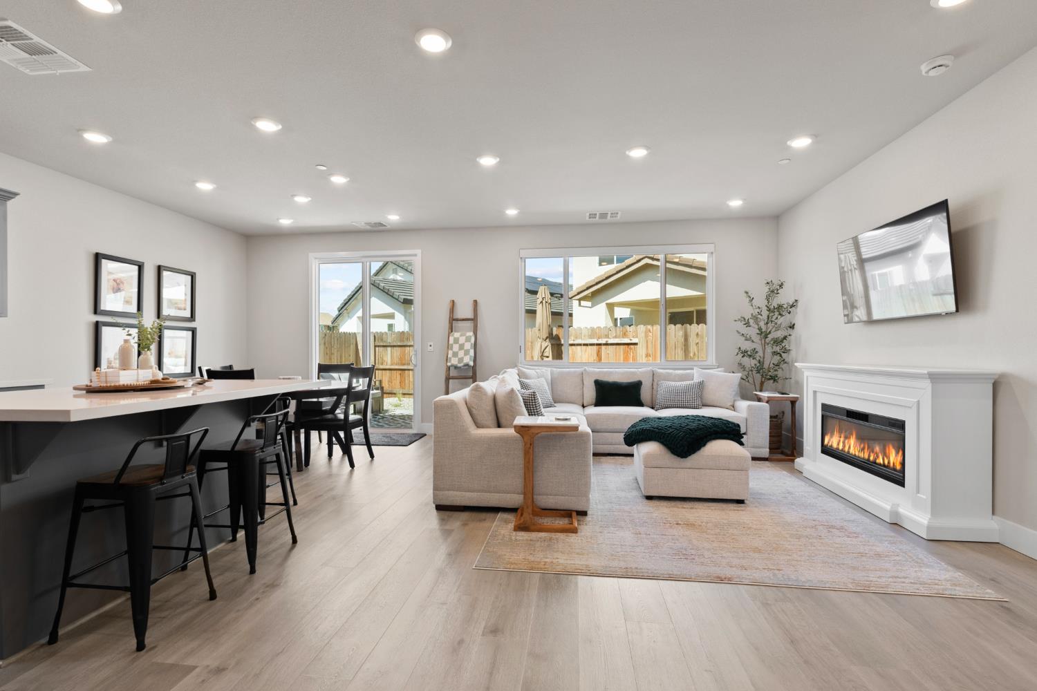 1528 Rpd Fls Lane Rocklin, CA 95765 - Photo 4 of 53