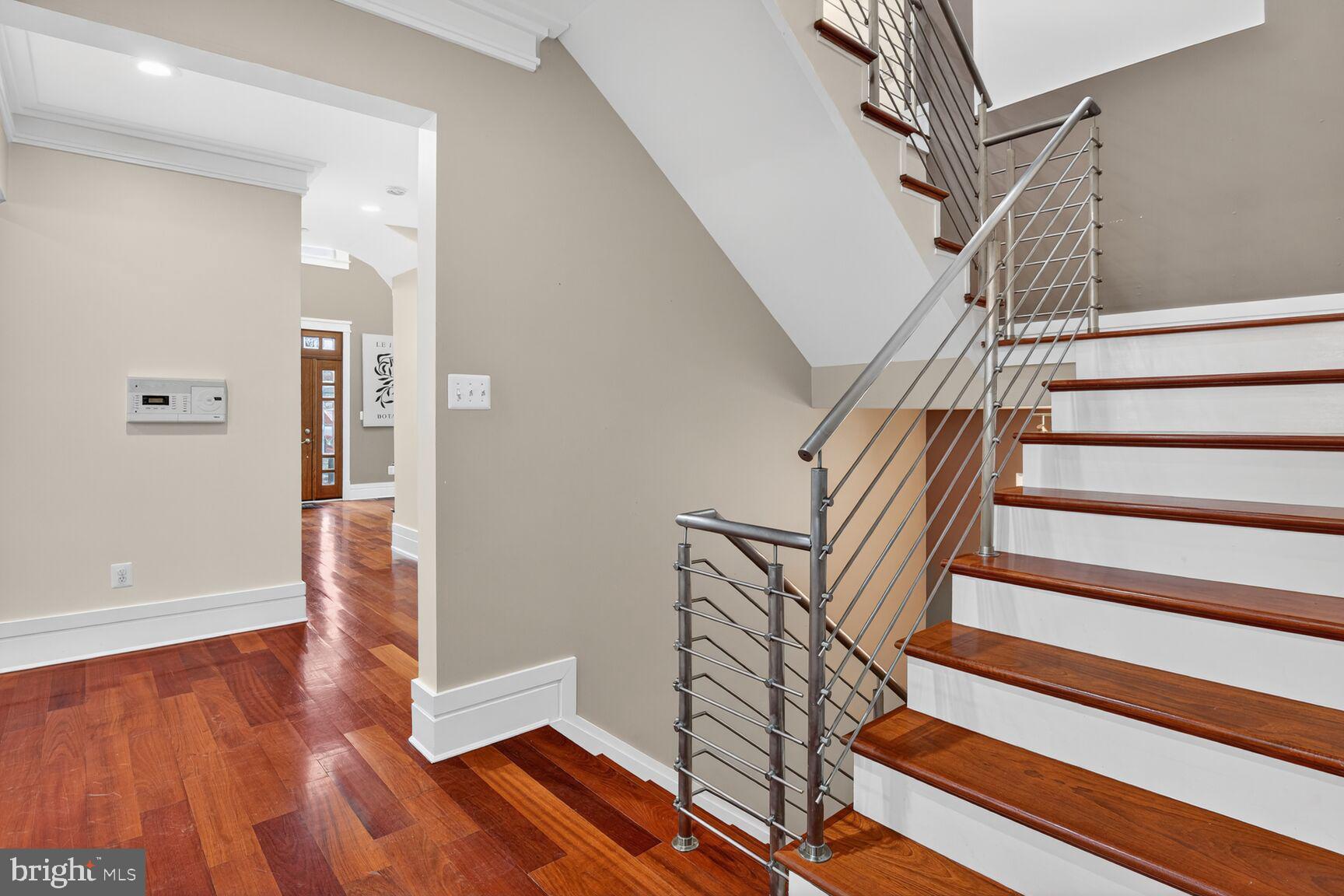 9715 Singleton Drive Bethesda, MD 20817 - Photo 19 of 56