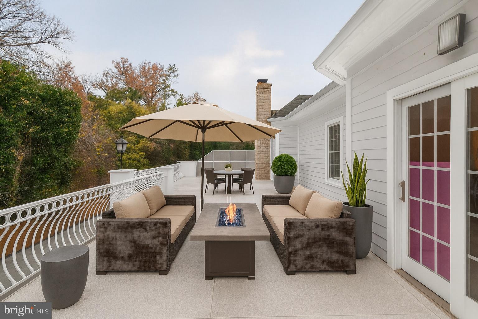 9715 Singleton Drive Bethesda, MD 20817 - Photo 32 of 56