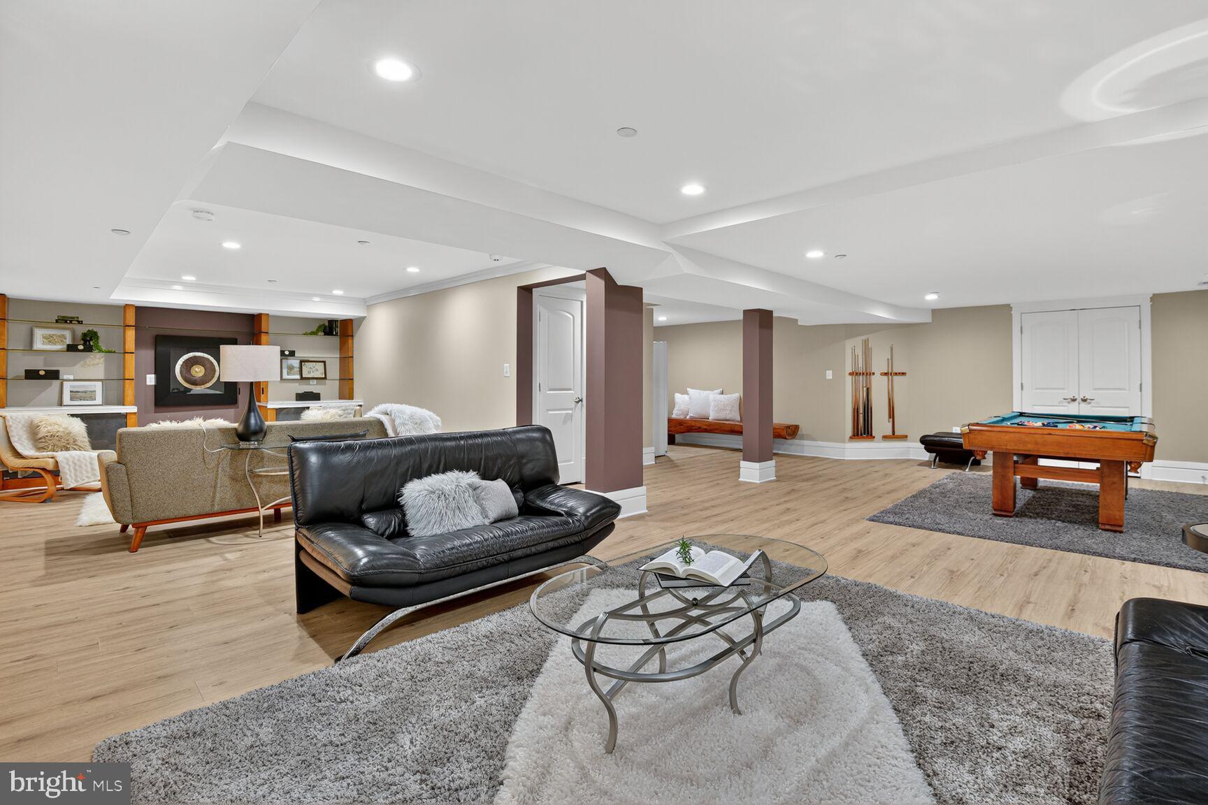 9715 Singleton Drive Bethesda, MD 20817 - Photo 35 of 56