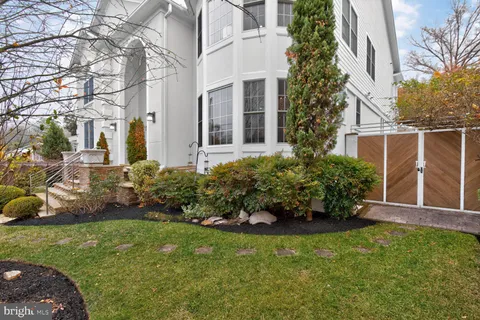 $1,850,000 | 9715 Singleton Drive, Bethesda, MD 20817