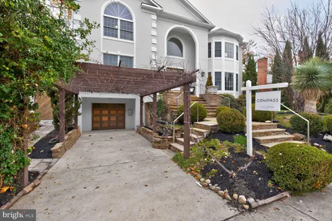 $1,850,000 | 9715 Singleton Drive, Bethesda, MD 20817