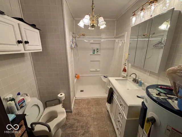 $109,900 | 2103 East Yale Avenue, Muncie, IN 47303