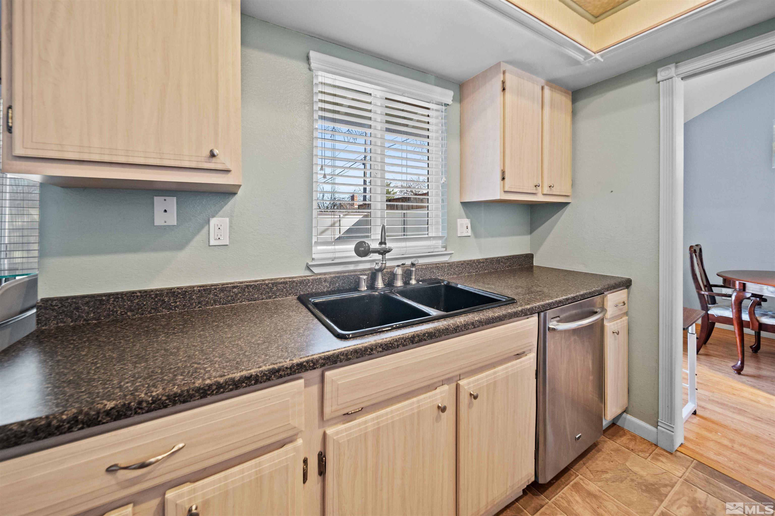 1103 Frontier Court Reno, NV 89503 - Photo 6 of 25 Photo 6