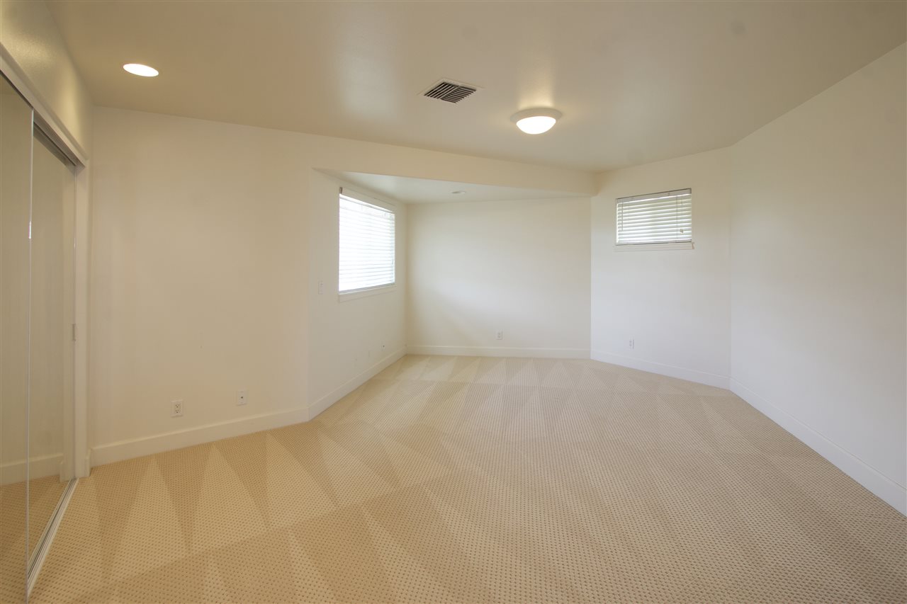 75 Kamalei Circle Kahului, HI 96732 - Photo 17 of 24 an empty room with windows