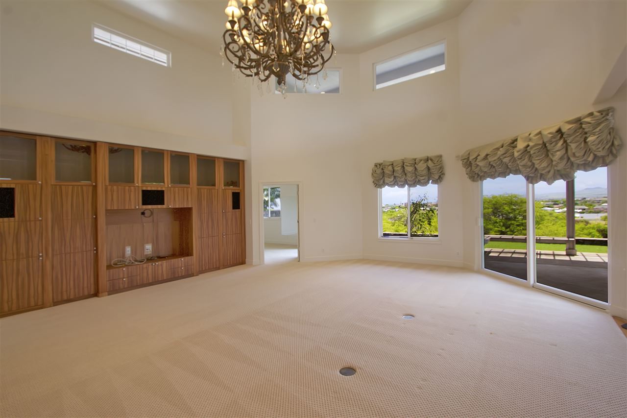 75 Kamalei Circle Kahului, HI 96732 - Photo 3 of 24