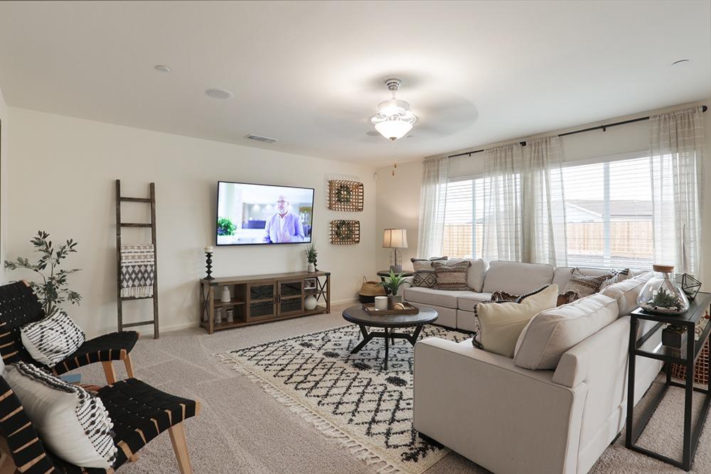 498 Perkins Road, Unit 78P Madera, CA 93637 - Photo 11 of 29 Gallery Image 11