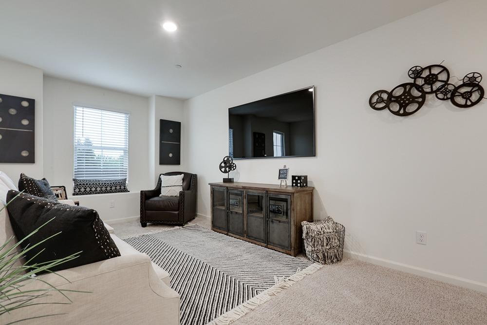 498 Perkins Road, Unit 78P Madera, CA 93637 - Photo 14 of 29 Gallery Image 14