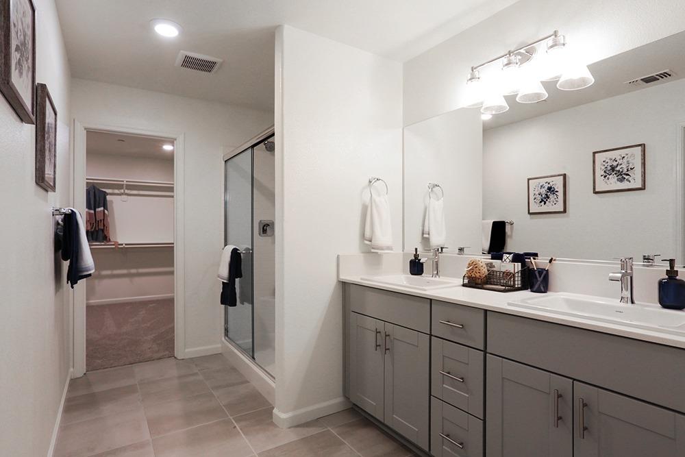 498 Perkins Road, Unit 78P Madera, CA 93637 - Photo 17 of 29 Gallery Image 17