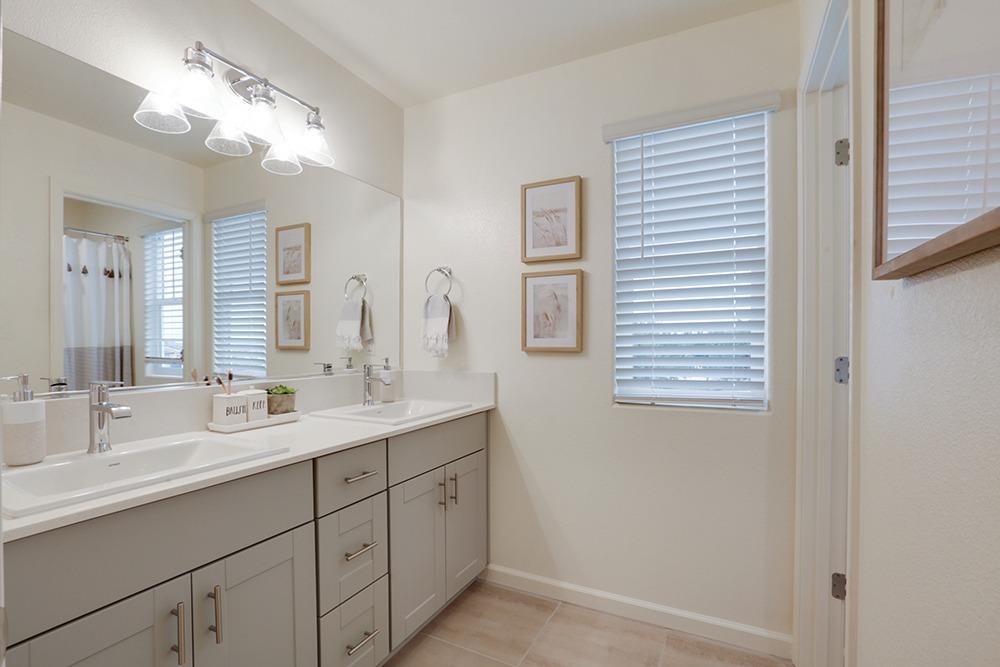 498 Perkins Road, Unit 78P Madera, CA 93637 - Photo 25 of 29 Gallery Image 25