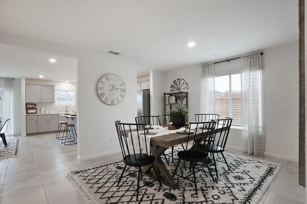 498 Perkins Road, Unit 78P Madera, CA 93637 - Photo 7 of 29 Gallery Image 7