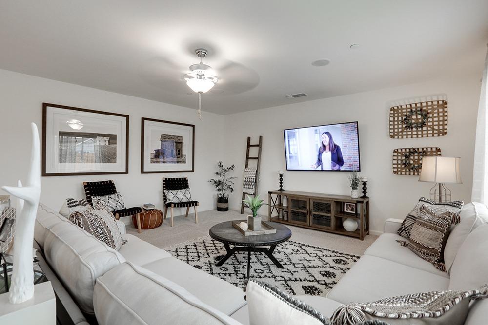 498 Perkins Road, Unit 78P Madera, CA 93637 - Photo 10 of 29 Gallery Image 10